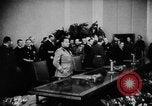 Image le chant d'un pacte Berlin Allemagne, 1940, de la seconde 24 séquences d'archives historiques vidéo 65675047353