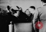 Image le chant d'un pacte Berlin Allemagne, 1940, de la seconde 43 séquences d'archives historiques vidéo 65675047353