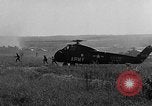 Standbild Rifle Squad Truppen United States USA, 1961, aus Sekunde 53 historischem Filmmaterial Videoclip 65675047370