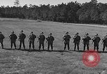Standbild Rifle Squad Truppen United States USA, 1961, aus Sekunde 12 historischem Filmmaterial Videoclip 65675047371