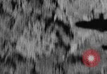 Standbild blinde Bombardierung United States USA, 1945, aus Sekunde 37 historischem Filmmaterial Videoclip 65675047379
