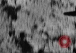 Standbild blinde Bombardierung United States USA, 1945, aus Sekunde 41 historischem Filmmaterial Videoclip 65675047379