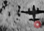Standbild blinde Bombardierung United States USA, 1945, aus Sekunde 54 historischem Filmmaterial Videoclip 65675047379
