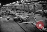 Standbild improvisierten Geräten United States USA, 1944, aus Sekunde 40 historischem Filmmaterial Videoclip 65675047388