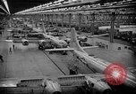 Standbild improvisierten Geräten United States USA, 1944, aus Sekunde 48 historischem Filmmaterial Videoclip 65675047388
