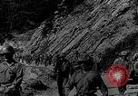 Standbild Amerikanische Infanterie im Zweiten Weltkrieg europäische Theater, 1944, aus Sekunde 10 historischem Filmmaterial Videoclip 65675047390