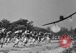 Standbild Dekontaminierungsmethoden United States USA, 1942, aus Sekunde 50 historischem Filmmaterial Videoclip 65675047393