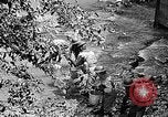 Standbild Dekontaminierungsmethoden United States USA, 1942, aus Sekunde 52 historischem Filmmaterial Videoclip 65675047394
