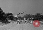 Standbild Dekontamination Methode United States USA, 1942, aus Sekunde 10 historischem Filmmaterial Videoclip 65675047395
