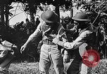 Standbild Dekontamination Methode United States USA, 1942, aus Sekunde 62 historischem Filmmaterial Videoclip 65675047395