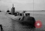 Standbild Die USS Nautilus Submarine SSN-571 United States USA, 1958, aus Sekunde 29 historischem Filmmaterial Videoclip 65675047397
