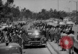 Standbild Vice President Richard Nixon und Frau Pat Nixon Caracas Venezuela, 1958, aus Sekunde 7 historischem Filmmaterial Videoclip 65675047398