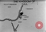 Image berger arabe joue instrument Palestine, 1941, de la seconde 18 séquences d'archives historiques vidéo 65675047419