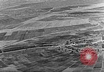 Immagine di La vita in moshav sionista e colonie Kibbutz Palestina, 1941, secondo 21 filmato di repertorio 65675047424