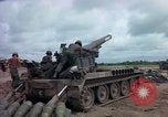 Standbild M-110 SP 8-Zoll howitzer Cu Chi Vietnam, 1967, aus Sekunde 29 historischem Filmmaterial Videoclip 65675047442