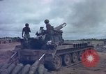 Standbild M-110 SP 8-Zoll howitzer Cu Chi Vietnam, 1967, aus Sekunde 44 historischem Filmmaterial Videoclip 65675047442