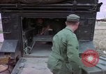 Standbild Field Artillery Digital Automatic Computer Cu Chi Vietnam, 1967, aus Sekunde 8 historischem Filmmaterial Videoclip 65675047443