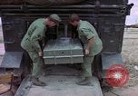 Standbild Field Artillery Digital Automatic Computer Cu Chi Vietnam, 1967, aus Sekunde 12 historischem Filmmaterial Videoclip 65675047443