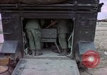 Standbild Field Artillery Digital Automatic Computer Cu Chi Vietnam, 1967, aus Sekunde 20 historischem Filmmaterial Videoclip 65675047443