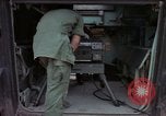 Standbild Field Artillery Digital Automatic Computer Cu Chi Vietnam, 1967, aus Sekunde 26 historischem Filmmaterial Videoclip 65675047443