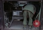 Standbild Field Artillery Digital Automatic Computer Cu Chi Vietnam, 1967, aus Sekunde 32 historischem Filmmaterial Videoclip 65675047443