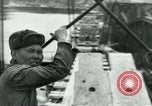 Standbild russische Truppen Ostfront europäischen Theater, 1945, aus Sekunde 56 historischem Filmmaterial Videoclip 65675047451