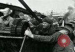 Standbild russische Truppen Ostfront europäischen Theater, 1945, aus Sekunde 58 historischem Filmmaterial Videoclip 65675047451
