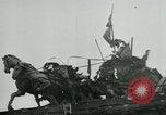 Image maréchal Georgi Zhukov tours Berlin Berlin Allemagne, 1945, de la seconde 19 séquences d'archives historiques vidéo 65675047457