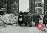 Image maréchal Georgi Zhukov tours Berlin Berlin Allemagne, 1945, de la seconde 27 séquences d'archives historiques vidéo 65675047457