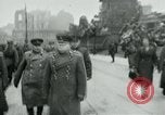 Image maréchal Georgi Zhukov tours Berlin Berlin Allemagne, 1945, de la seconde 46 séquences d'archives historiques vidéo 65675047457