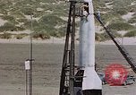 Immagine di Il tedesco V-2 rocket White Sands New Mexico USA, 1946, secondo 44 filmato di repertorio 65675047463