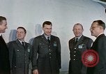 Standbild air force Offiziere Denver Colorado USA, 1958, aus Sekunde 14 historischem Filmmaterial Videoclip 65675047479