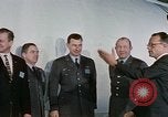 Standbild air force Offiziere Denver Colorado USA, 1958, aus Sekunde 15 historischem Filmmaterial Videoclip 65675047479