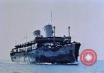 Standbild troop Transport New York City USA, 1945, aus Sekunde 25 historischem Filmmaterial Videoclip 65675047494