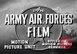Standbild Bildung der P-38 in Zweiten Weltkrieg Deutschland, 1945, aus Sekunde 7 historischem Filmmaterial Videoclip 65675047527