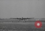 Standbild B-17 Flying Fortress Ebenen Schweinfurt Deutschland, 1943, aus Sekunde 7 historischem Filmmaterial Videoclip 65675047528