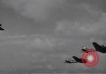 Standbild B-17 Flying Fortress Ebenen Schweinfurt Deutschland, 1943, aus Sekunde 19 historischem Filmmaterial Videoclip 65675047528