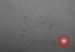 Standbild B-17 Flying Fortress Ebenen Schweinfurt Deutschland, 1943, aus Sekunde 24 historischem Filmmaterial Videoclip 65675047528