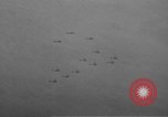 Standbild B-17 Flying Fortress Ebenen Schweinfurt Deutschland, 1943, aus Sekunde 29 historischem Filmmaterial Videoclip 65675047528