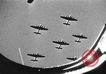 Standbild B-17 Flying Fortress Ebenen Schweinfurt Deutschland, 1943, aus Sekunde 57 historischem Filmmaterial Videoclip 65675047528