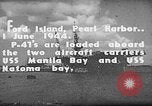 Standbild P-47 Thunderbolts geladen auf Flugzeugträger Ford Island Pearl Harbor Hawaii USA, 1944, aus Sekunde 5 historischem Filmmaterial Videoclip 65675047534