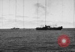 Standbild USA Konvoi Saipan Nördliche Marianen, 1944, aus Sekunde 18 historischem Filmmaterial Videoclip 65675047535