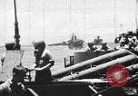Standbild USA Konvoi Saipan Nördliche Marianen, 1944, aus Sekunde 42 historischem Filmmaterial Videoclip 65675047535