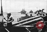 Standbild USA Konvoi Saipan Nördliche Marianen, 1944, aus Sekunde 46 historischem Filmmaterial Videoclip 65675047535