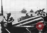 Standbild USA Konvoi Saipan Nördliche Marianen, 1944, aus Sekunde 47 historischem Filmmaterial Videoclip 65675047535