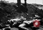 Standbild erfasst japanischen Flugplatz in Zweiten Weltkrieg Aslito Flugplatz Saipan Marianen, 1944, aus Sekunde 24 historischem Filmmaterial Videoclip 65675047536