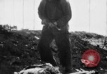 Standbild erfasst japanischen Flugplatz in Zweiten Weltkrieg Aslito Flugplatz Saipan Marianen, 1944, aus Sekunde 27 historischem Filmmaterial Videoclip 65675047536