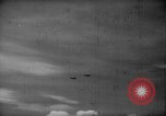 Standbild P-47s von 318 Fighter Group Ankunft in Saipan Saipan Marianen, 1944, aus Sekunde 48 historischem Filmmaterial Videoclip 65675047539