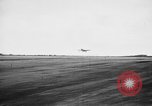 Standbild P-47s von 318 Fighter Group Ankunft in Saipan Saipan Marianen, 1944, aus Sekunde 53 historischem Filmmaterial Videoclip 65675047539