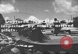 Standbild 318 Fighter Group Personal Saipan Nördliche Marianen, 1944, aus Sekunde 3 historischem Filmmaterial Videoclip 65675047540